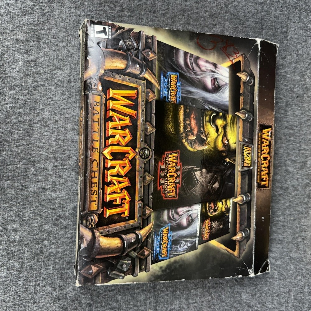 Vintage Warcraft III Battle Chest PC Mac CD-ROM Game Set Manuals Guides Blizzard
